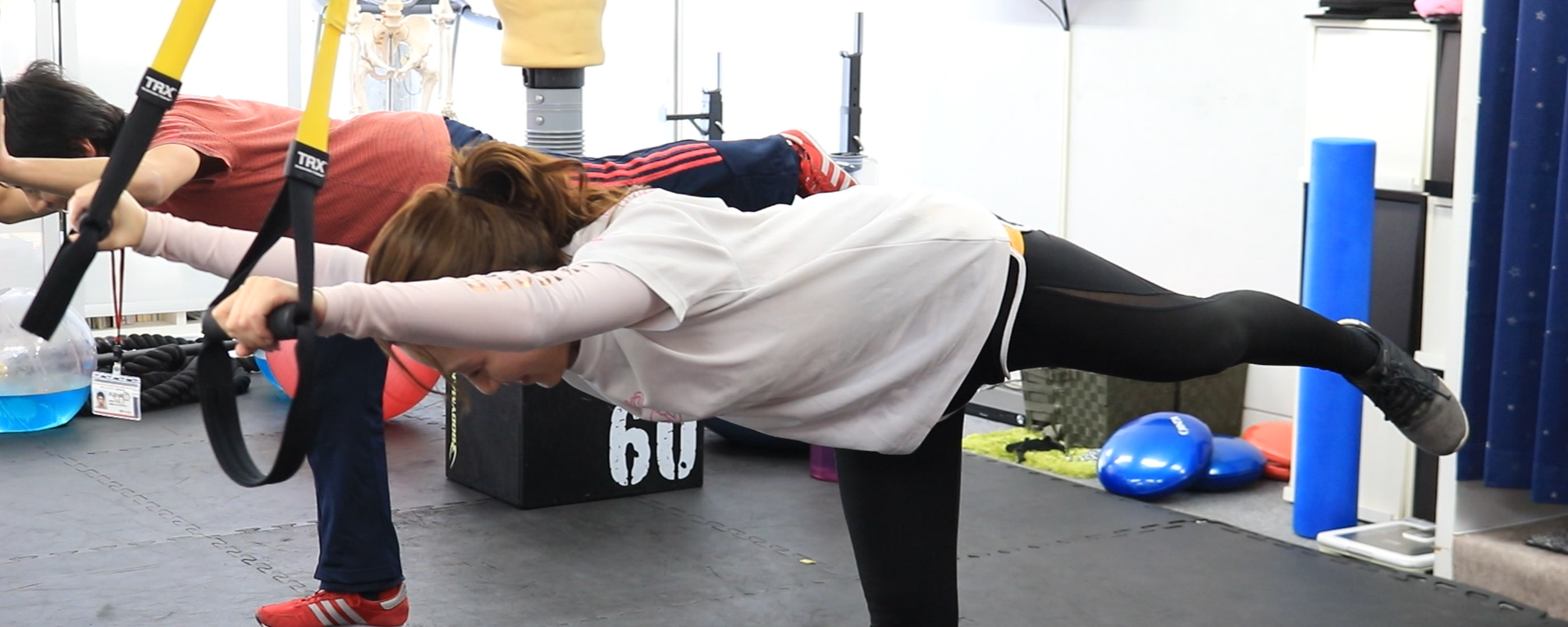 岐阜市のパーソナルトレーニングジム | トレーニングスタジオACTION★